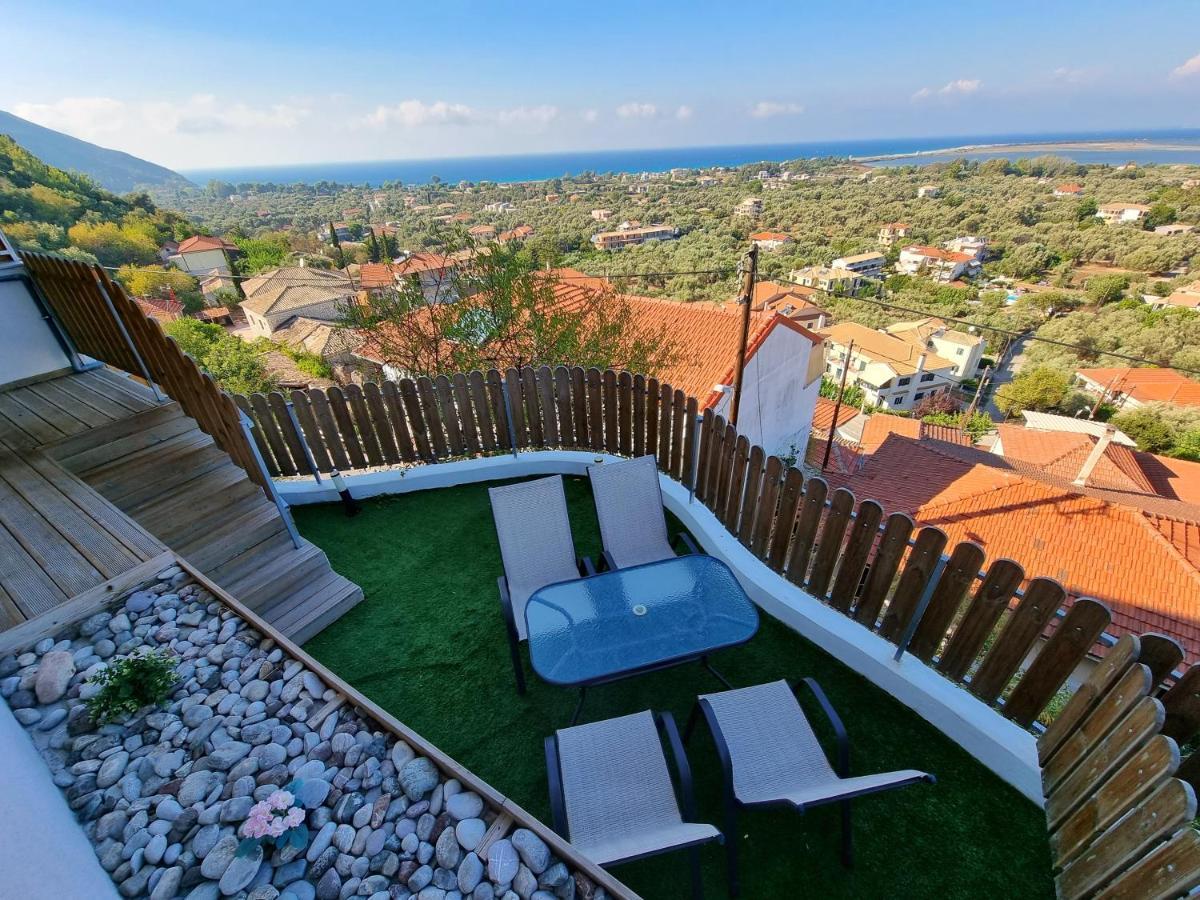 Labros Sea View Apartment Frinion Bagian luar foto