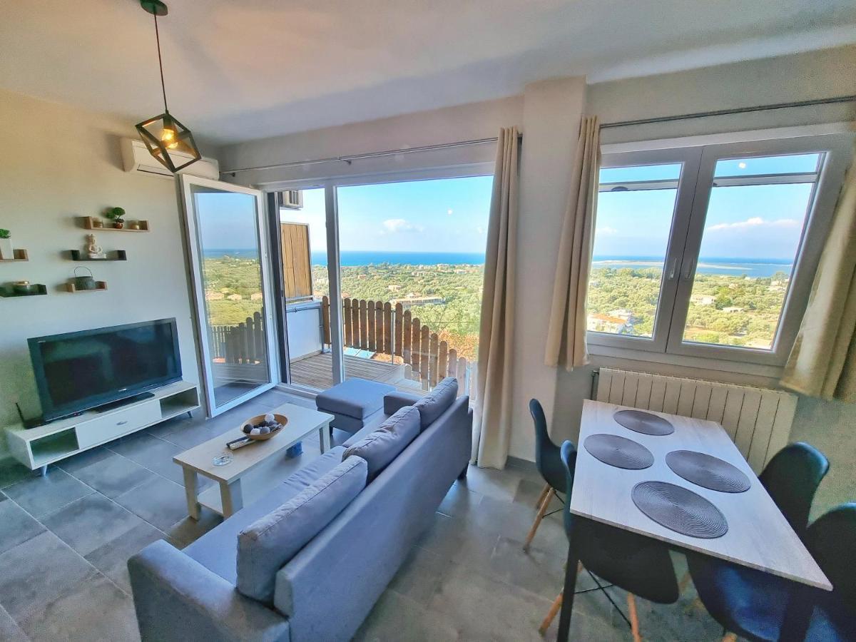 Labros Sea View Apartment Frinion Bagian luar foto