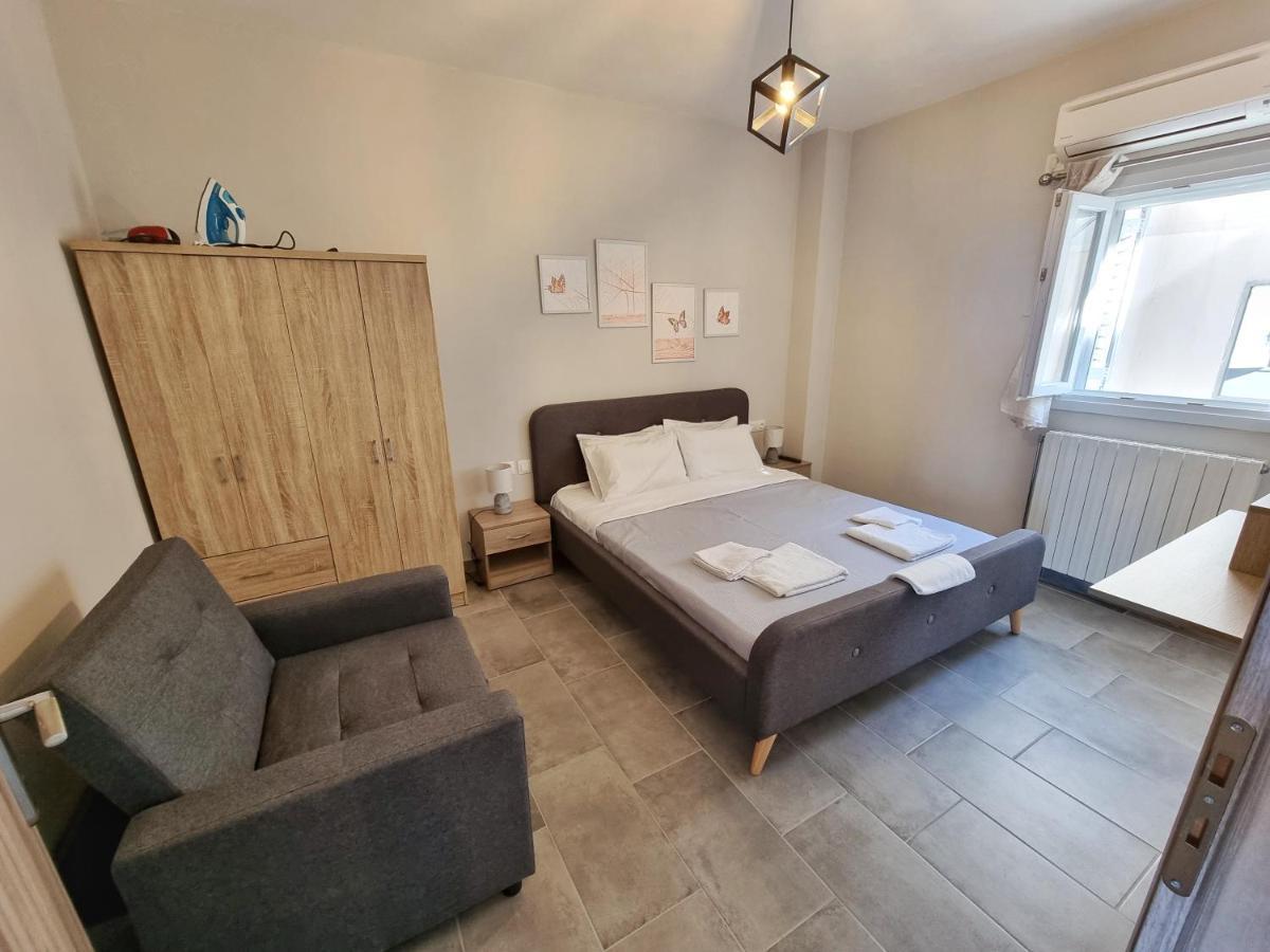 Labros Sea View Apartment Frinion Bagian luar foto