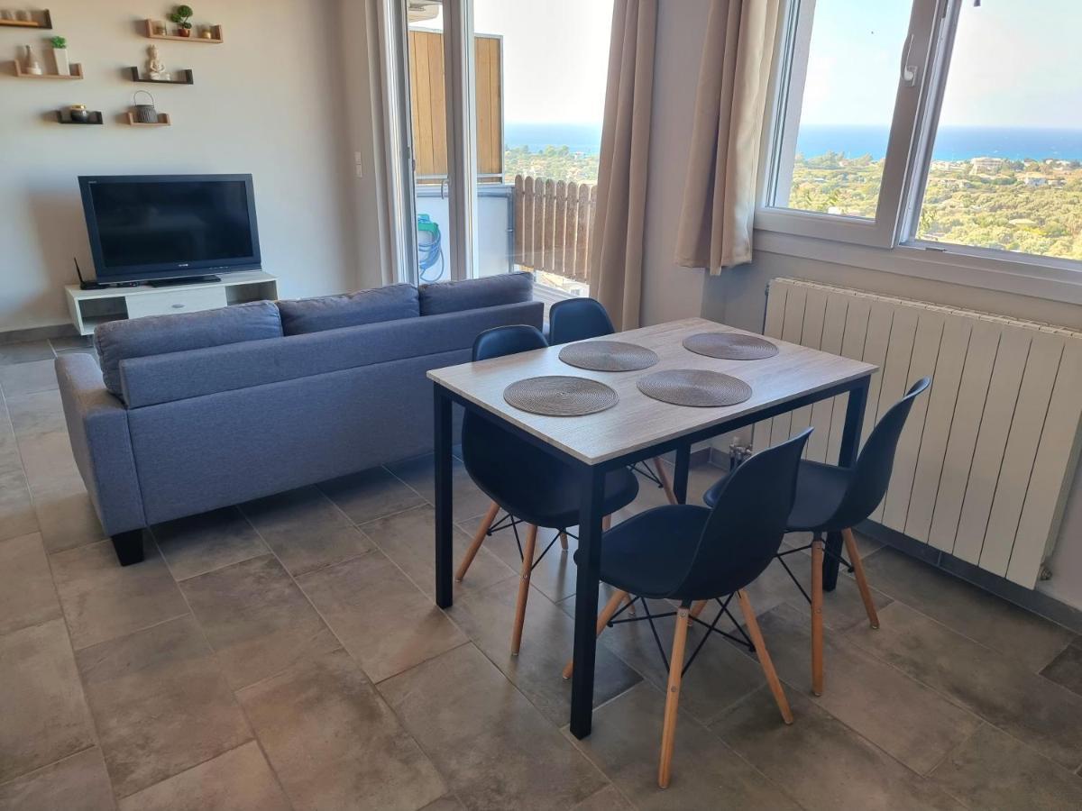 Labros Sea View Apartment Frinion Bagian luar foto
