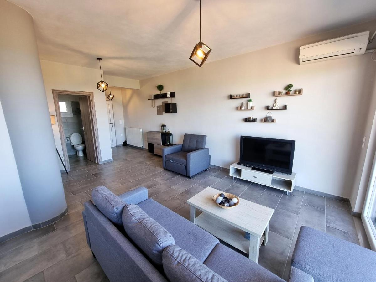 Labros Sea View Apartment Frinion Bagian luar foto